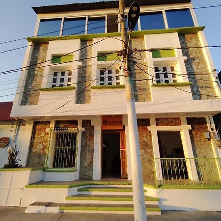 Natz Hotel Flores Luaran gambar