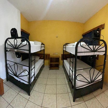 Natz Hotel Flores Luaran gambar