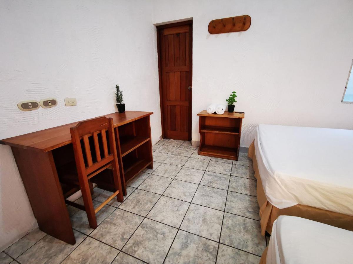 Natz Hotel Flores Luaran gambar