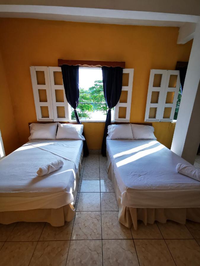 Natz Hotel Flores Luaran gambar