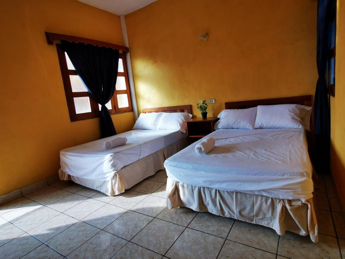 Natz Hotel Flores Luaran gambar