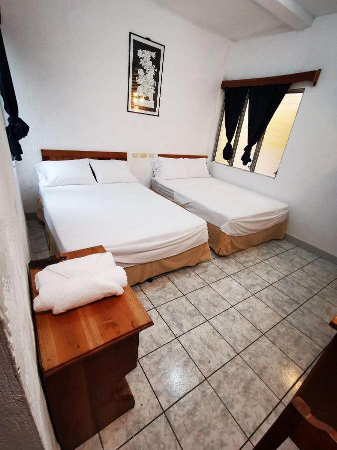 Natz Hotel Flores Luaran gambar