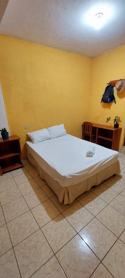 Natz Hotel Flores Luaran gambar