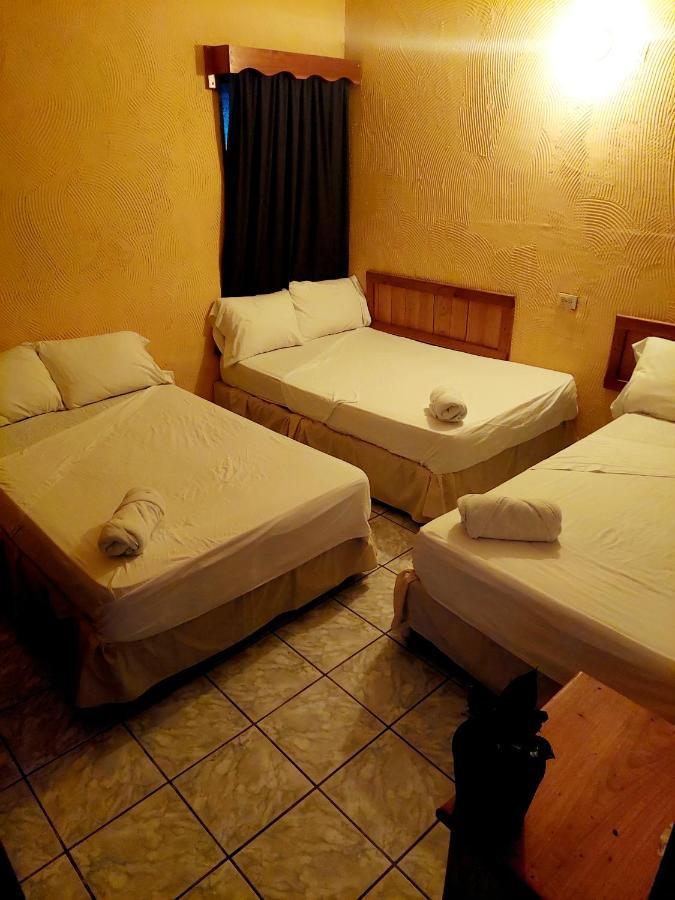Natz Hotel Flores Luaran gambar