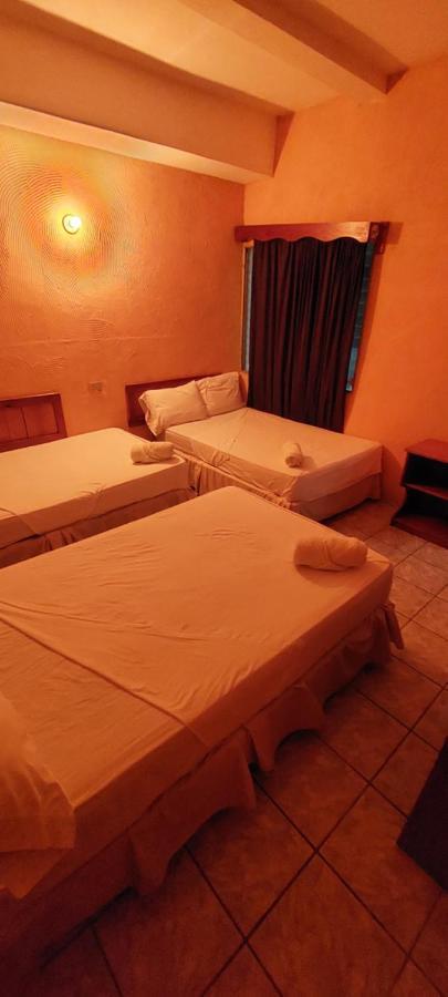 Natz Hotel Flores Luaran gambar