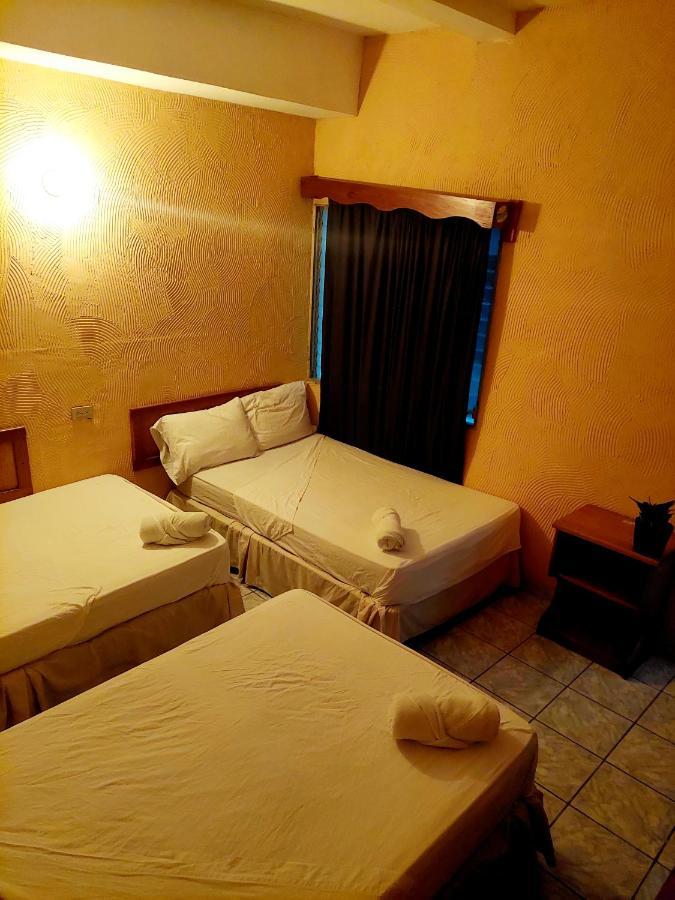 Natz Hotel Flores Luaran gambar