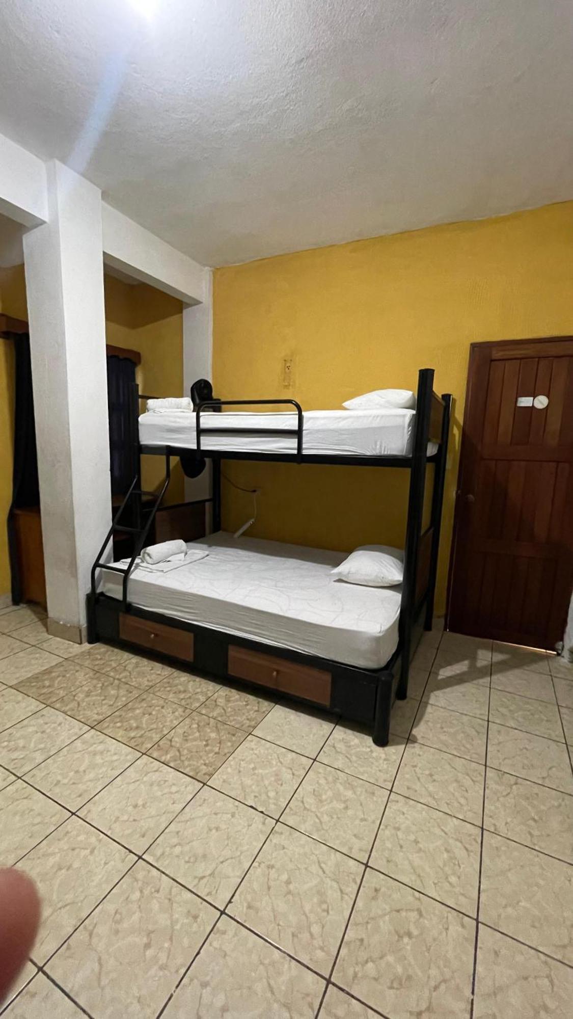 Natz Hotel Flores Luaran gambar