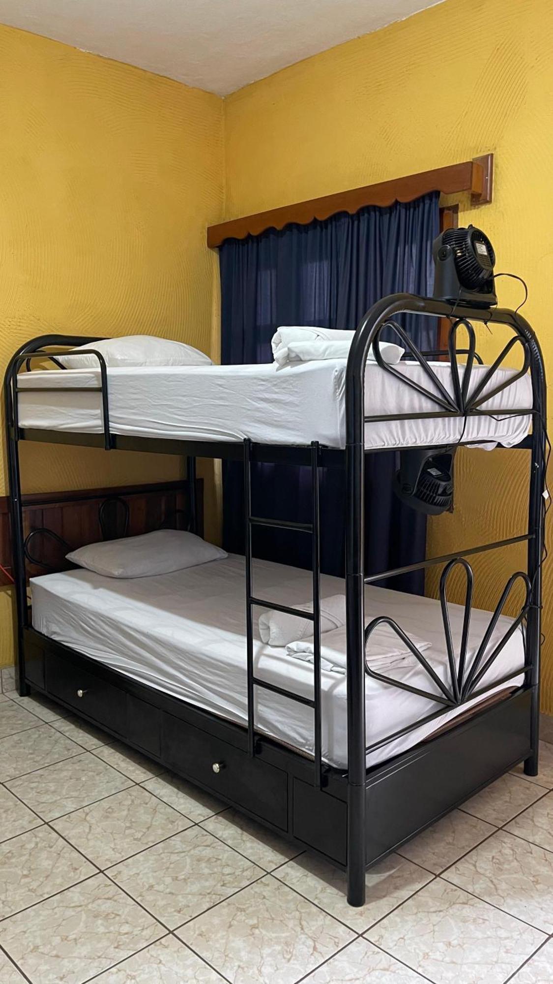 Natz Hotel Flores Luaran gambar
